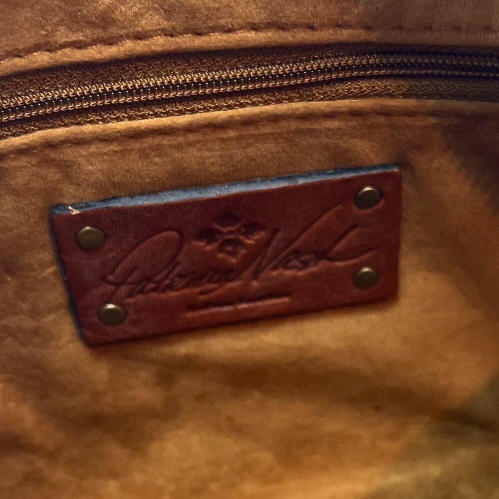 NWT Patricia Nash Cassini Leather Wristlet Clutch - Picture 12 of 14